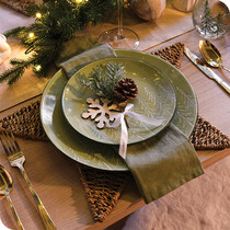 Christmas Tableware & Serveware